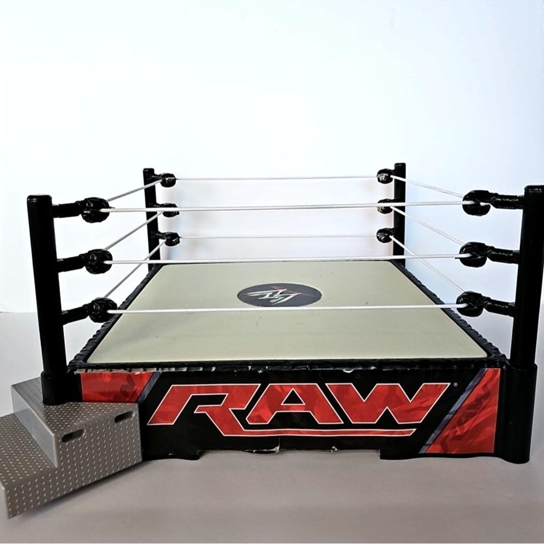 Vintage WWE RAW Wrestling Action Figure Ring With Stairs and Ropes 1711 ...