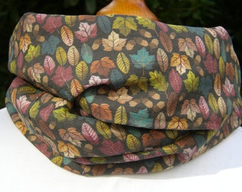 wide muslin voile scarf Loop Double Pea Gauze, foliage, leaves, petrol, green, yellow, acorns, 100% cotton