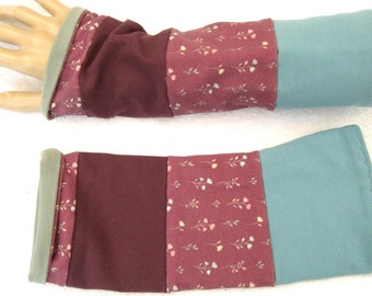 Pulse warmer, cuffs, patchwork, double sewn, flowers, bordeaux, dark red, light blue, green