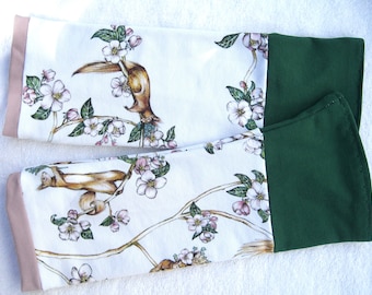 Patchwork, squirrel, apple blossoms, cuffs, wrist warmers, green, old pink, white, double-layered
