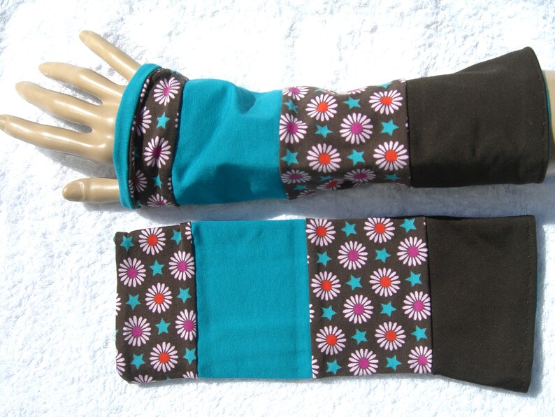 Wrist warmers, cuffs, patchwork, double stitched, retro, flowers, turquoise, brown image 1