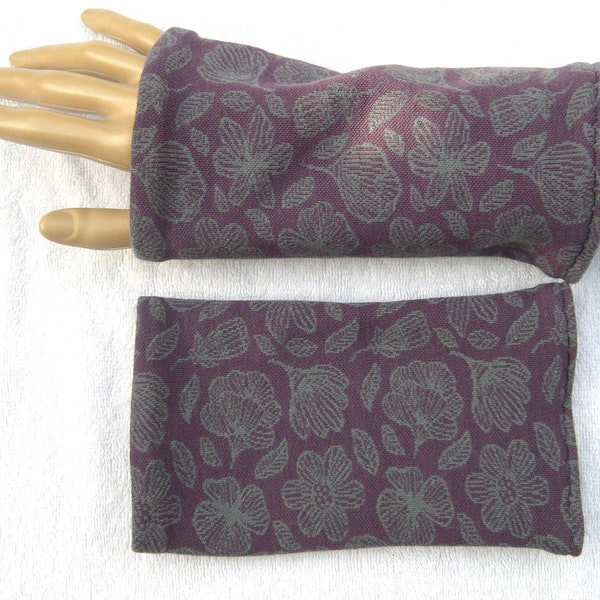 Armstulpen, Pulswärmer, Organic Sweat, Jacquard, lila, Ornamente, grau, Stulpen, Blumen, warm