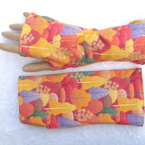 colorful autumn forest, OekoTex jersey, cuffs, fingerless gloves, thumb hole, leaves, trees, forest, red, yellow, orange, purple