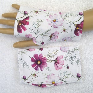 wild flowers, Oekotex Jersey, neurodermatitis, eczema, light cuffs, thumb hole, fingerless gloves, summer cuffs, flowers, colourful, white