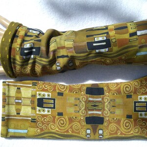 Gustav Klimt, cuffs, arm warmers, wrist warmers, Art Nouveau, Art Noveau, gold, yellow, OekoTex jersey, organic sweat, art, black, blue image 2