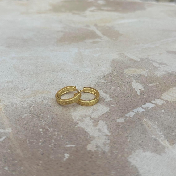 Small Gold Chain Huggie Earrings, Thick Gold Hoops, Minimalistic Hoops, Stylish Earrings, Gifts for her