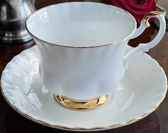 Royal Albert Val D’Or Teacups and China Pieces | Vintage England Bone China | Choose Cup & Saucer, Bowls, Creamer | Replacement Pieces