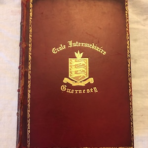 1897 « The Rival Heirs » étant « La troisième et dernière chronique d'Aescendune. Livre à couverture rigide.