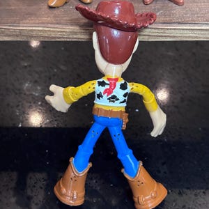 Vintage Woody Spielzeug Bundle (4er Set) Toy Story Sheriff Figuren Mix - Biegsam & posierbar - Disney Pixar Sammler Lot Bild 3