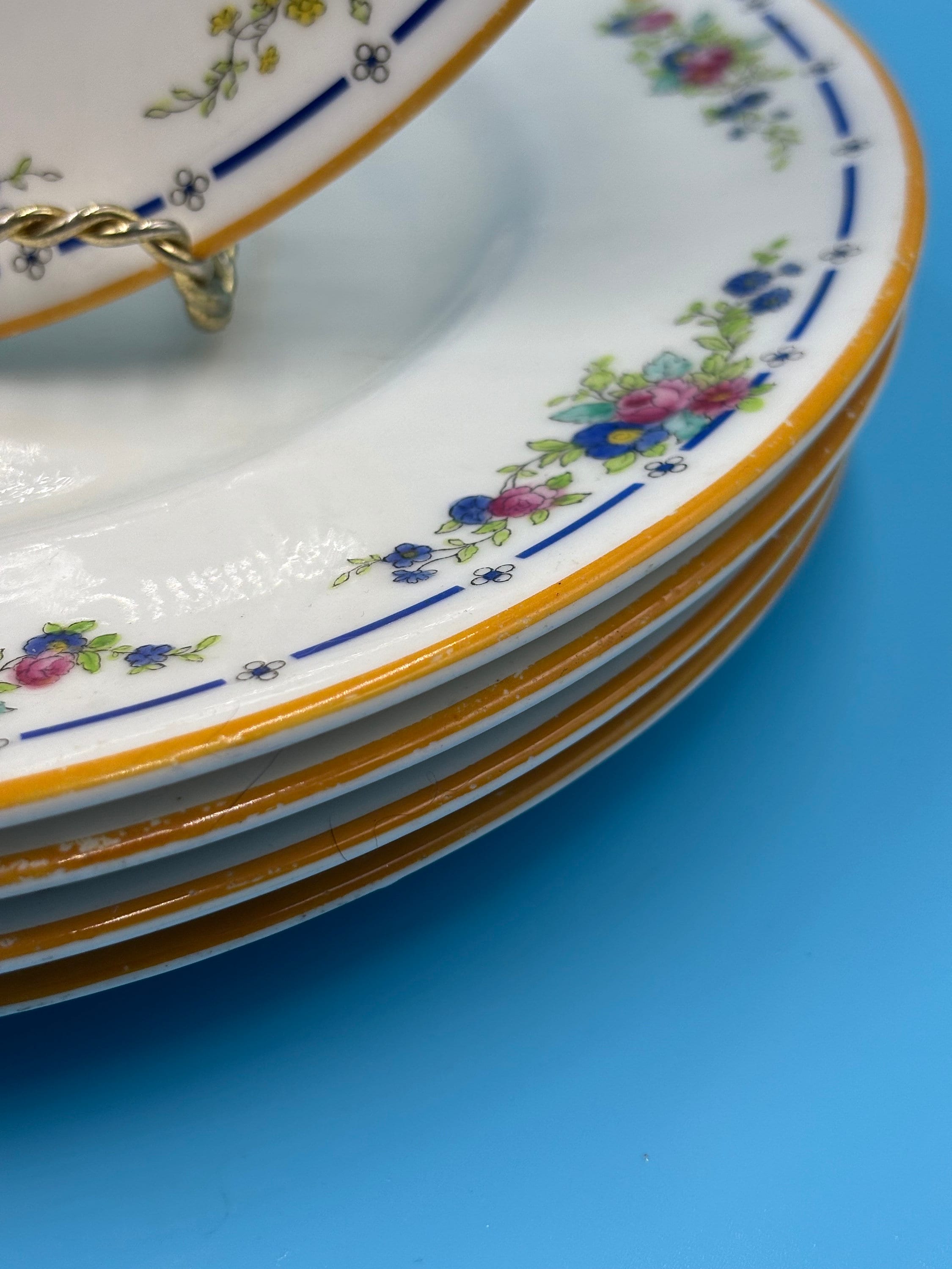 アンティーク ロイヤルドルトン オーリンズ プレート：ファインボーン