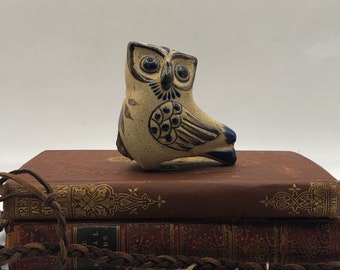 Vintage Modernist Mexican Pottery Ceramic Owl Figure, Hecho Amano