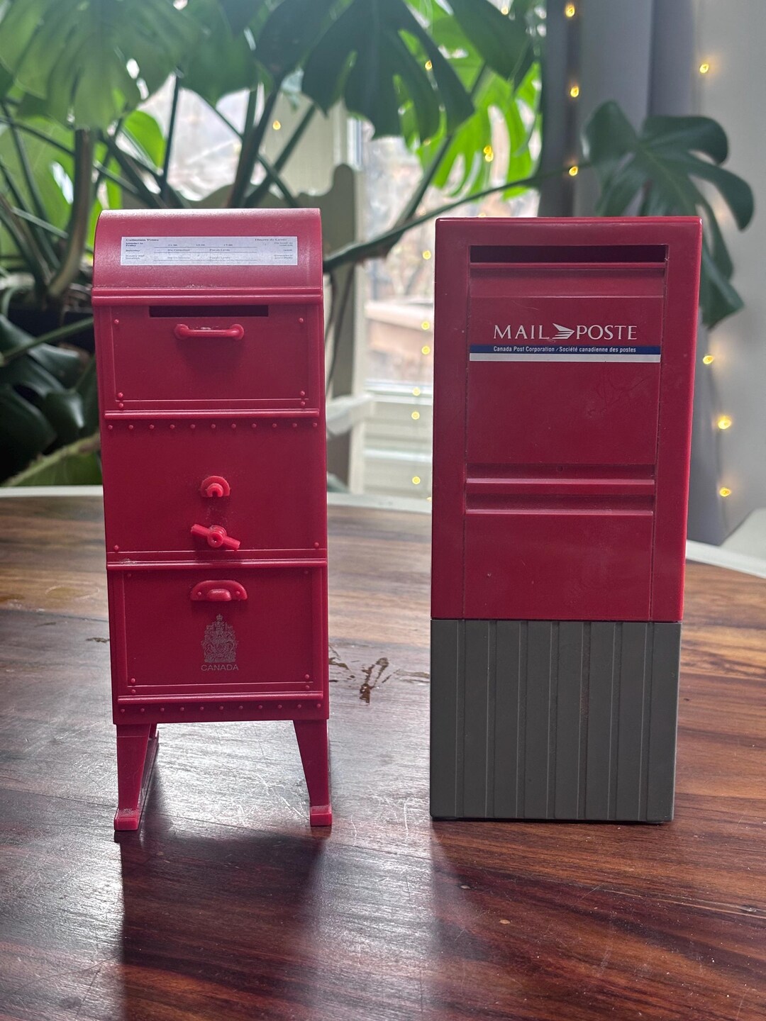Canada Post Briefkasten Sparschwein • Moderne rote Post Box Bank ...