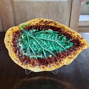 Victorian Majolica Begonia Leaf Bowl: Etruscan Style, Griffin Smith & Hill