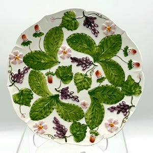 Vintage Italian Majolica Plate: Strawberries & Grapes, Mid-Century