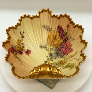 Gorgeous Antique Royal Worcester Blush Ivory Shell Bowl Featuring Roses & Wildflowers Accented with Gold Gilt