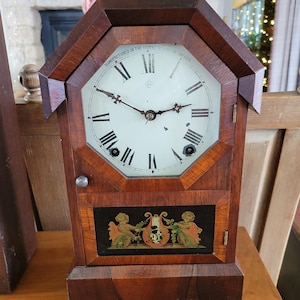 Beautiful Walnut Antique Seth Thomas Mantle Clock with Cherubs, Made in USA