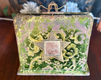Álbum de fotos y juego de escritorio victoriano antiguo de terciopelo verde con detalles de latón