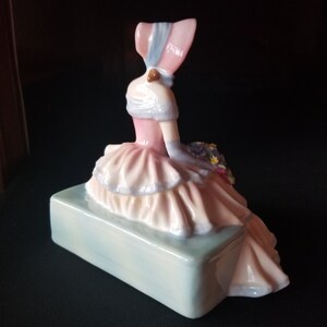 Vintage Royal Doulton Day Dreams Figurine Simply Beautiful image 3