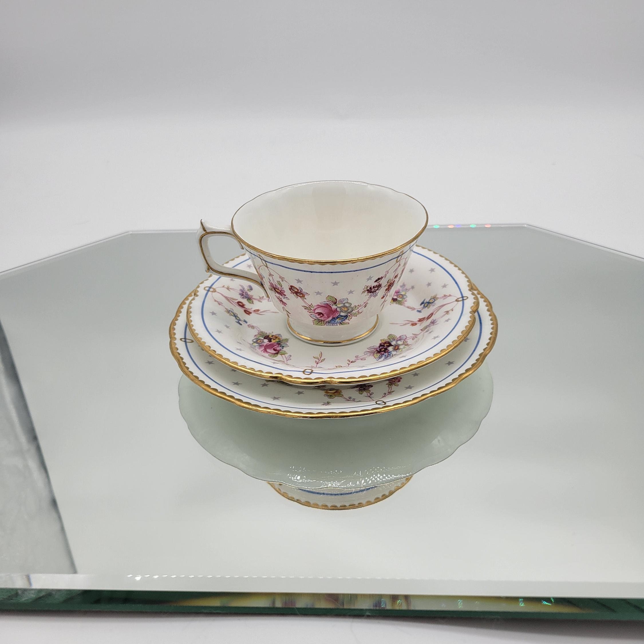 Royal Crown Derby Antoinette - Etsy Royal Crown Derby Antoinette - Etsy