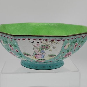 Early 20th Century Famille Rose Cloisonne Bowl