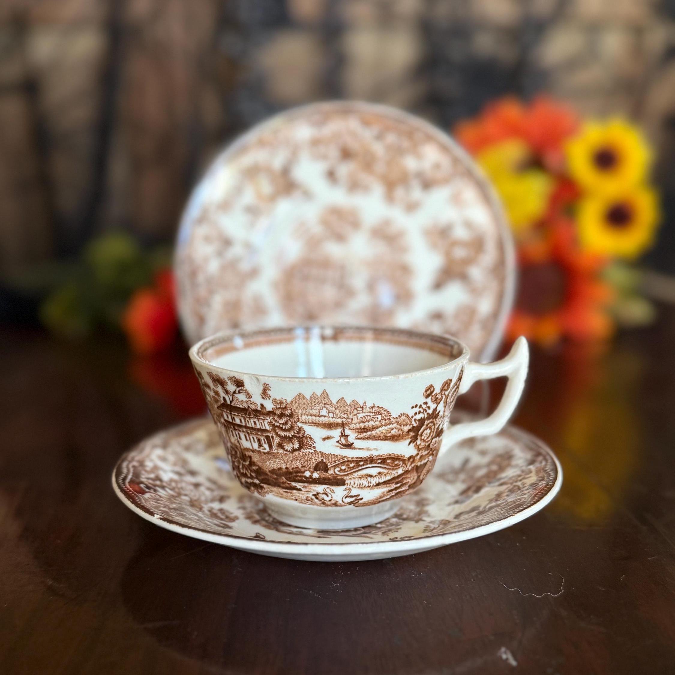 * antique plate ୨୧ ディネット 小さなお皿 ブラウン antique plate ୨୧ ディネット 小さなお皿 ブラウン antique mini