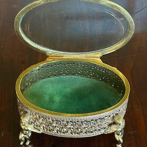 Vintage Matson Gold Ormolu Schmuckschatulle: Facettiertes Glas, Engel Füße