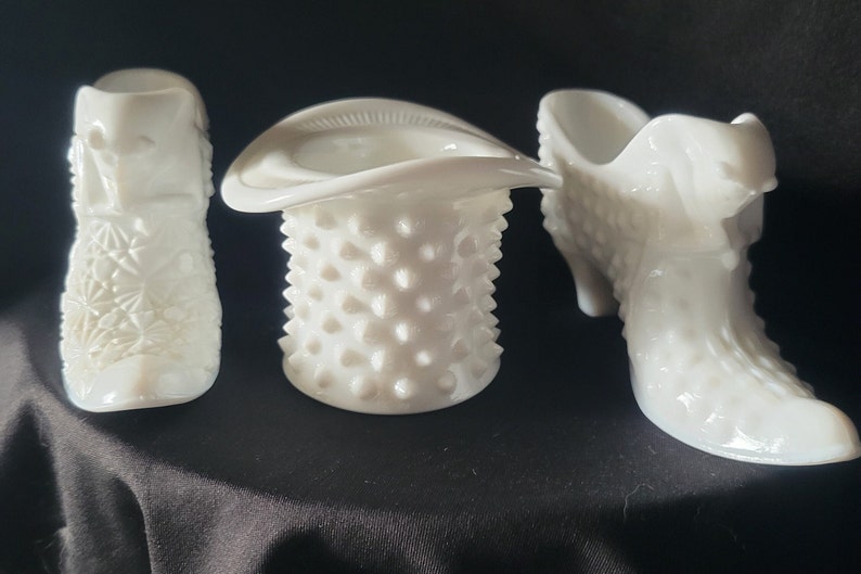 Vintage Fenton Milk Glass Cat Shoes and Hobnail Hat Toothpick Holder Your Choice Bild 2