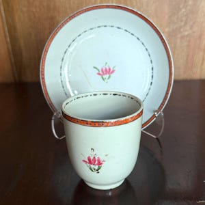 Lovely Chinese Export Porcelain Teacup & Saucer from the 1700&#39;s
