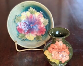 ヴィンテージのムーアクロフト ハイビスカス花瓶：ミッドセンチュリー