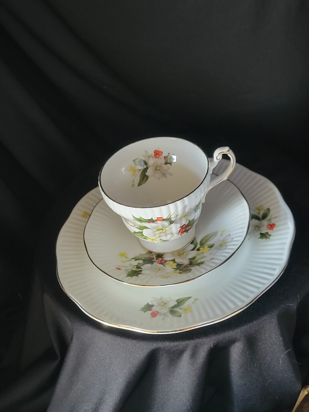 Vintage Queens Bone China Tea Set of 3 Teacup Saucer & Plate Etsy