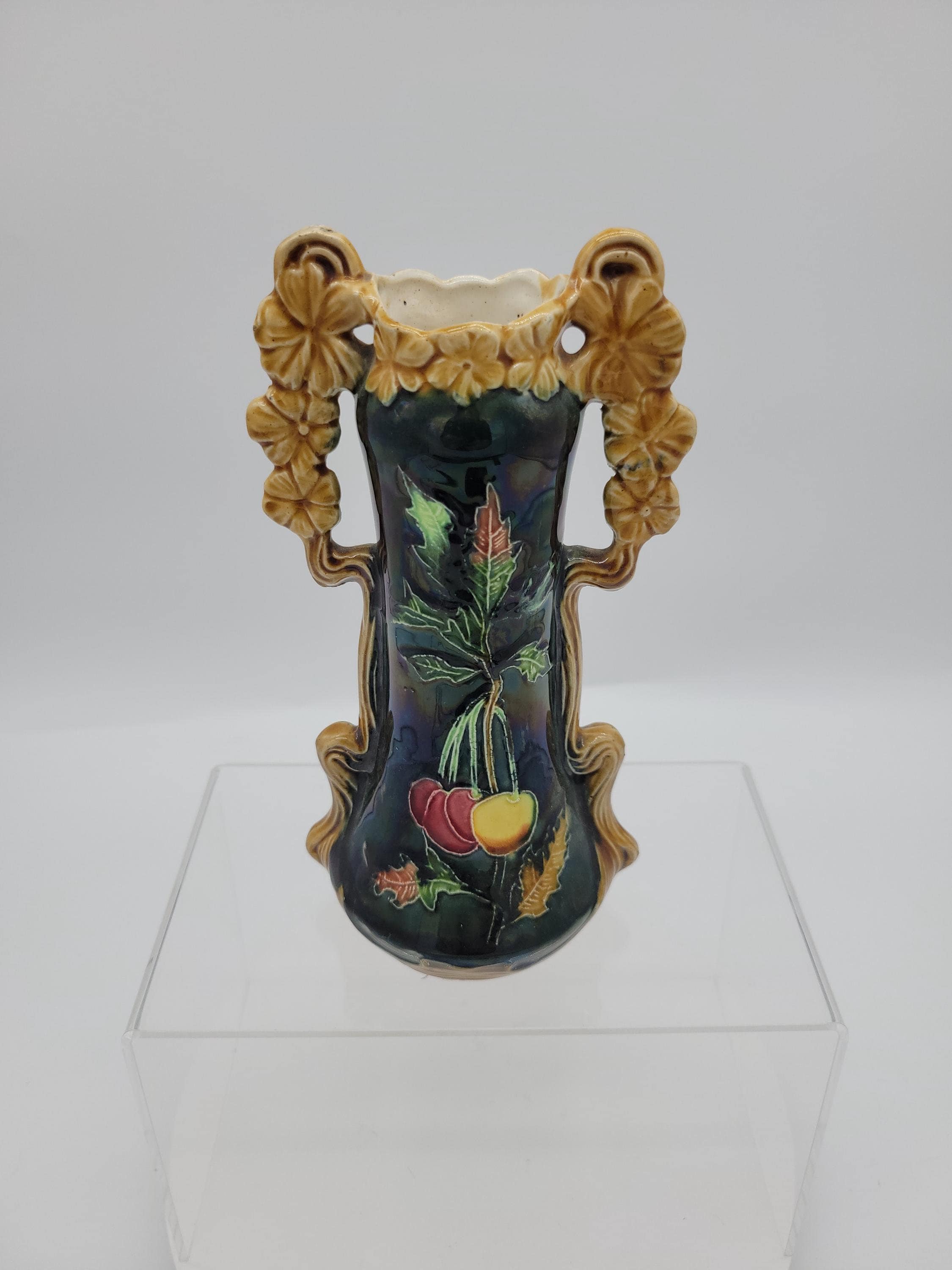 アンティークオーストリアのマジョリカ花瓶：ヨーゼフ・ストルナクト作