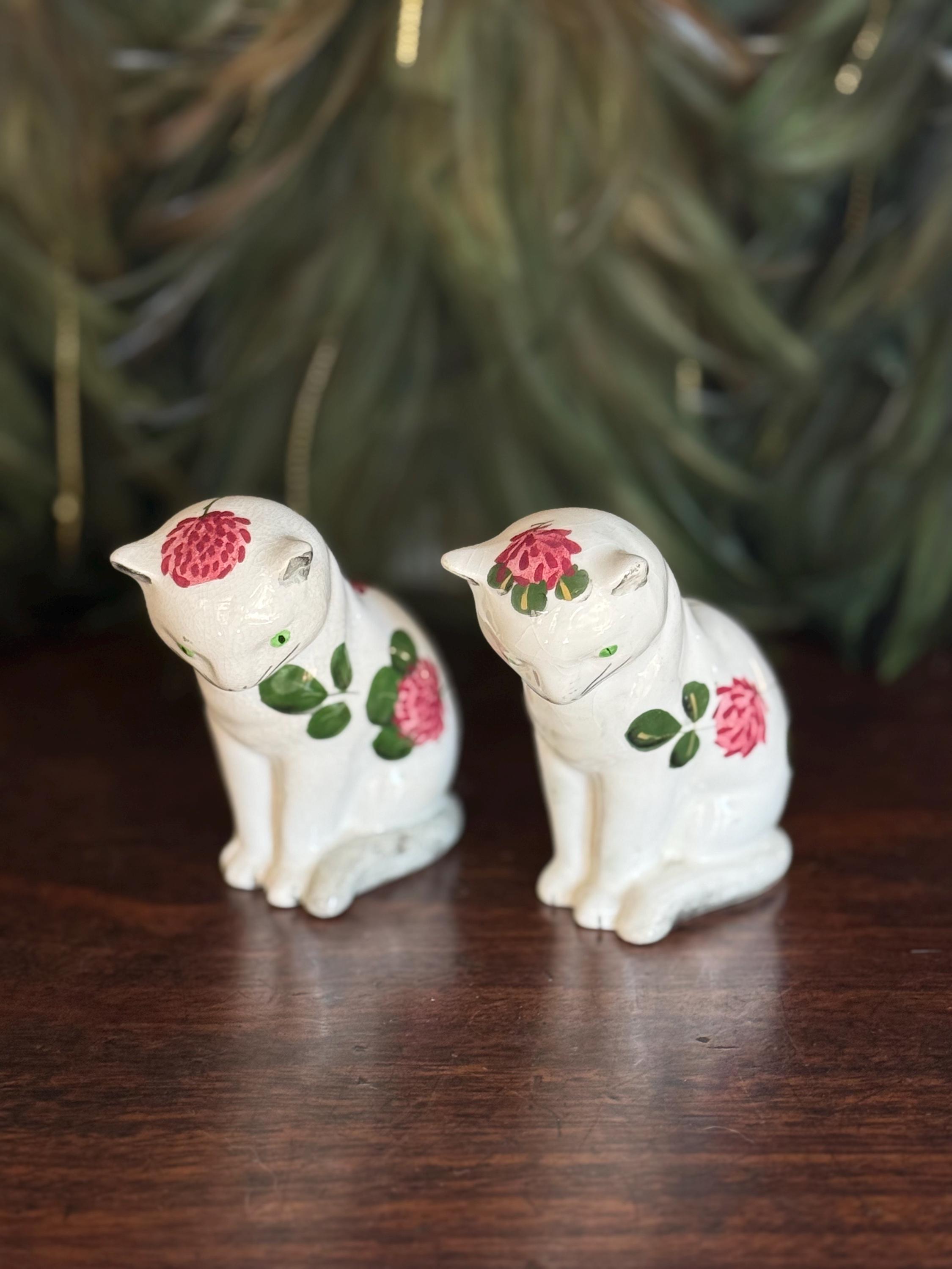 Vintage Plichta Wemyss Pottery Cat With Green Clover Leaves & Pink