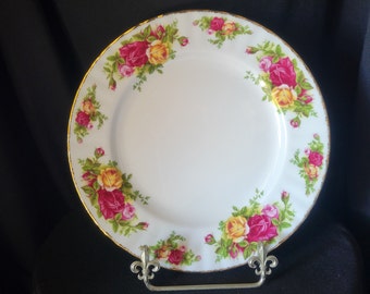 Vintage Royal Albert Old Country Roses Salad/Luncheon Plate Excellent Condition! Made in England