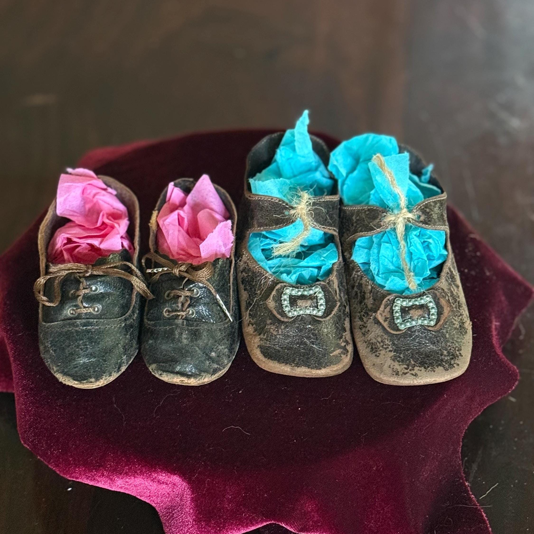 ヴィクトリア朝エドワード朝時代の子供用革製ベビーシューズ：博物館