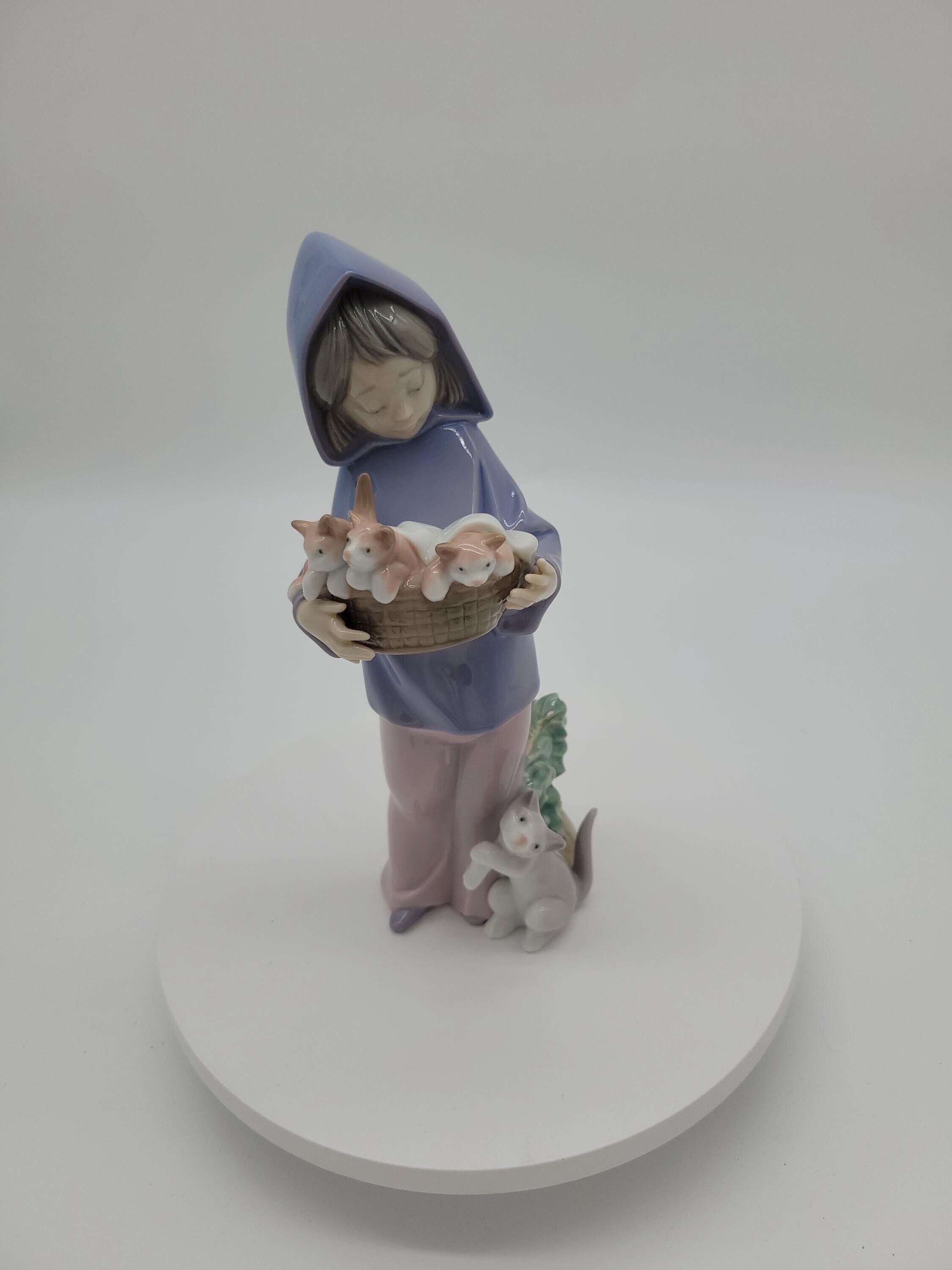 Vintage Lladro Mother's Little Helper or Girl W/basket of Kittens