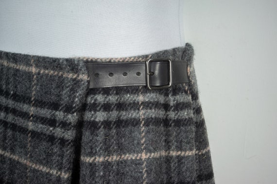 Burberry London Nova Check Wool Pleated Skirt Siz… - image 3