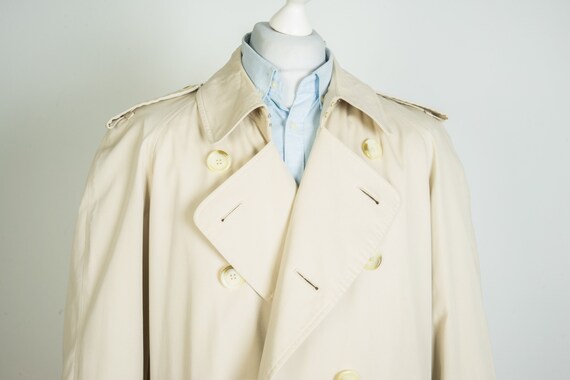 Burberrys Belted Double Breasted Beige Trench Coat - image 8