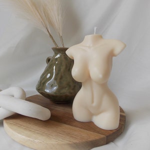 Big female body torso shaped candle - Aesthetic room decor - Interior decoration - Natural soy wax - Scented - Sensual sculpture