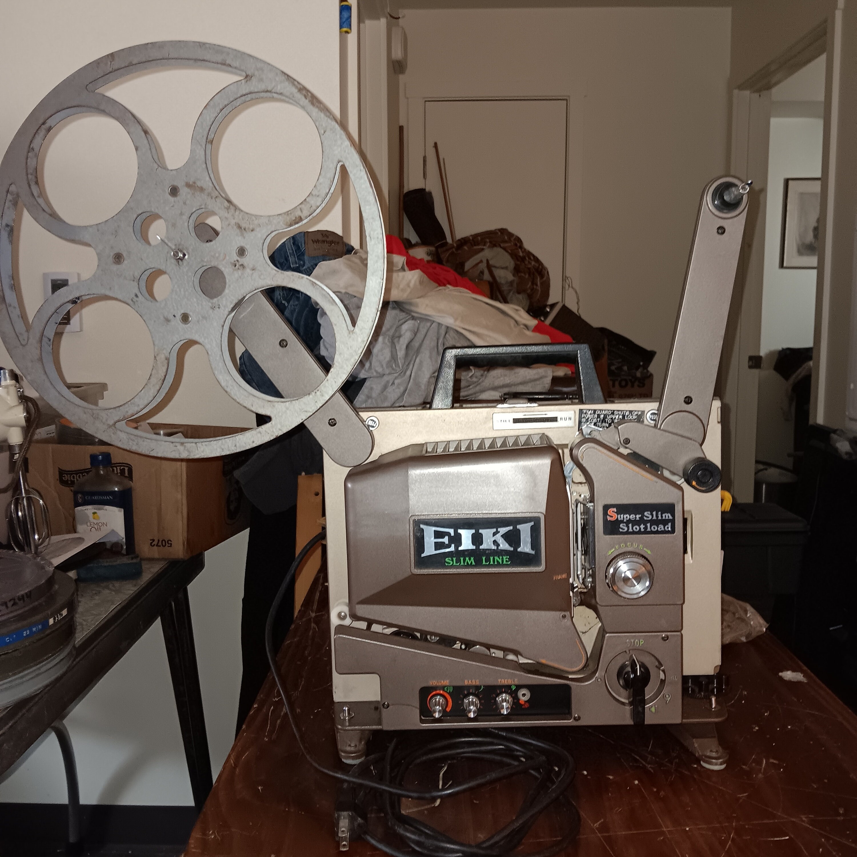 16mm映写機　エイキ　SL-0 16mm EIKI SSL-0 Super Slim Line Slot Load Projector - Etsy