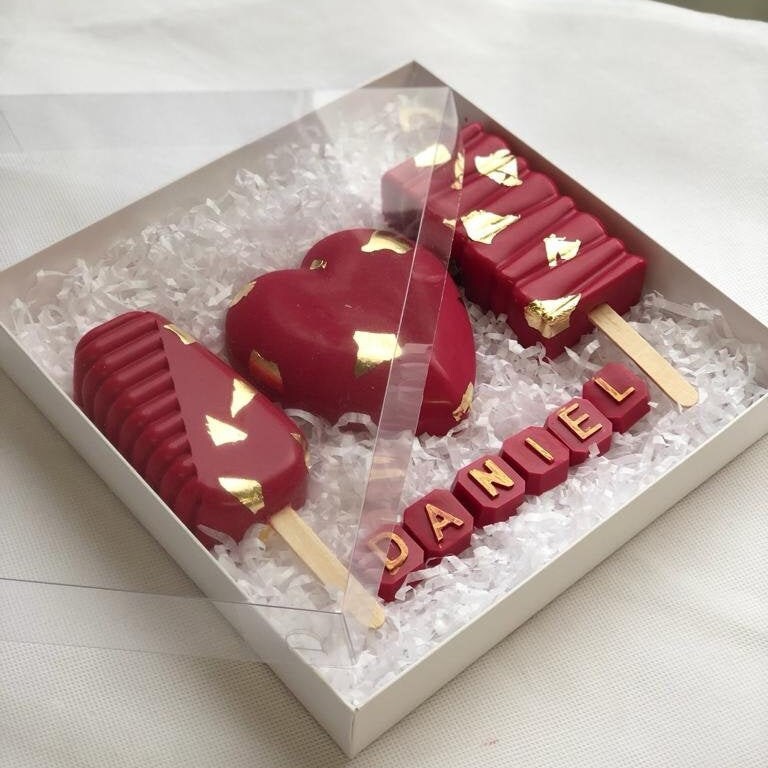 Large Cakesicles Treatbox Large Heart Large Cakesicles Etsy