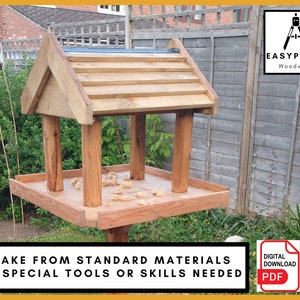 PLANNEN voor vogelvoederhuis, eenvoudig doe-het-zelf-houtbewerkingsproject voor de tuin.