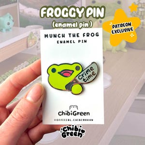 Crime time Frog enamel pin/Knife pin/Knife frog pin/Stab pin /pin/frog meme enamel pin/ChibiGreen