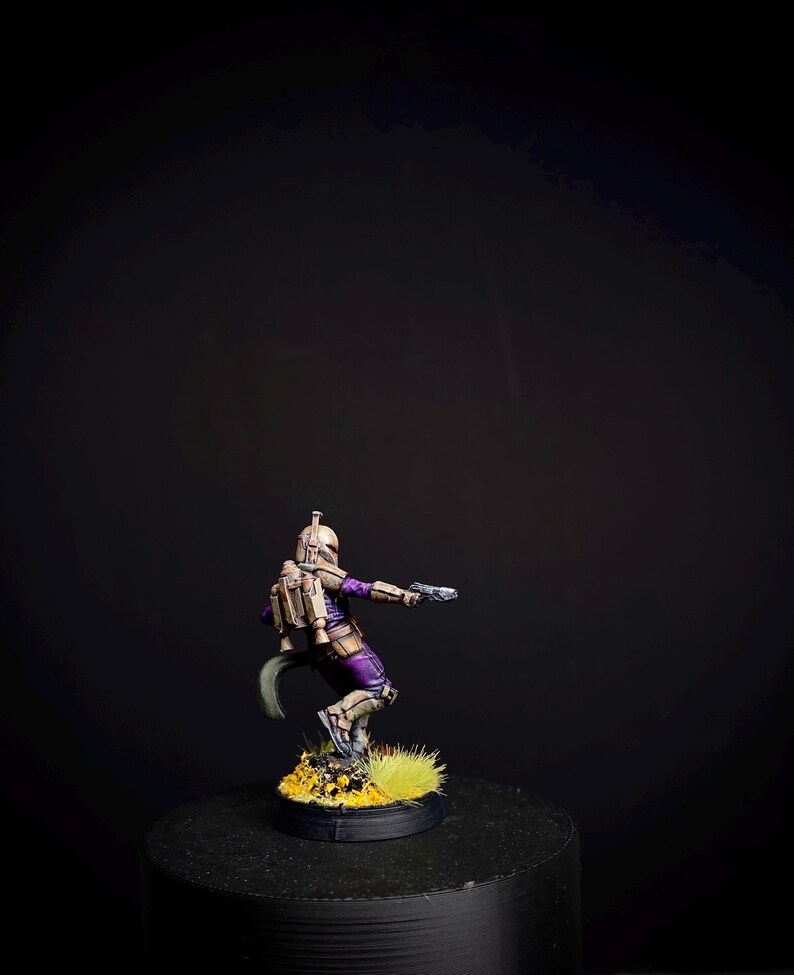 Anpassad kvinnlig Mandalorian Mini (med jetpack-alternativ) || 32 mm figur bild 5