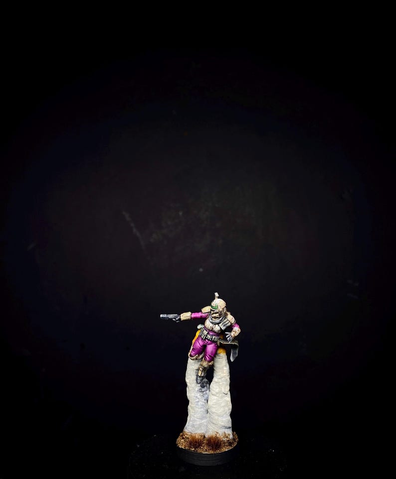 Anpassad kvinnlig Mandalorian Mini (med jetpack-alternativ) || 32 mm figur bild 8