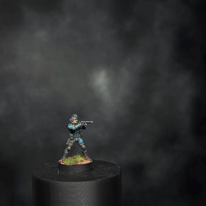 Solid Snake - Metal Gear  32mm Mini Figure  || 32mm Figure
