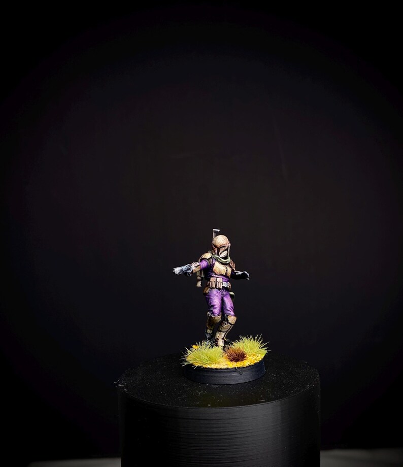 Anpassad kvinnlig Mandalorian Mini (med jetpack-alternativ) || 32 mm figur bild 2