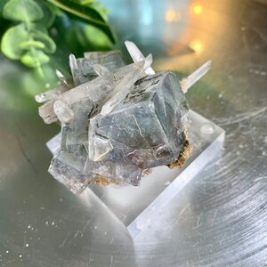 Fluorite de Yaogangxian avec quartz / Mine de Yaogangxian 04