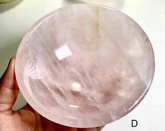 Rose Quartz Crystal Bowl – Healing Stone Tray for Love Harmony