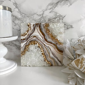 Resin Geode Art, White and Gold Geode Wall Art, 3D Geode Painting, Crystal Geode Art, Geode Wall Decor, Luxury Geode Art, Home Decor