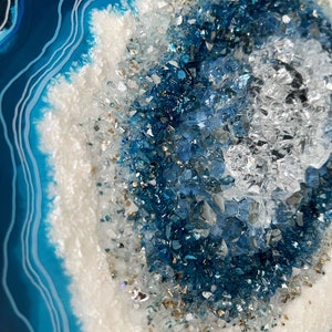 Resin Geode Art, Blue Gold Geode Wall Art, 3D Geode, Crystal Geode Art ...